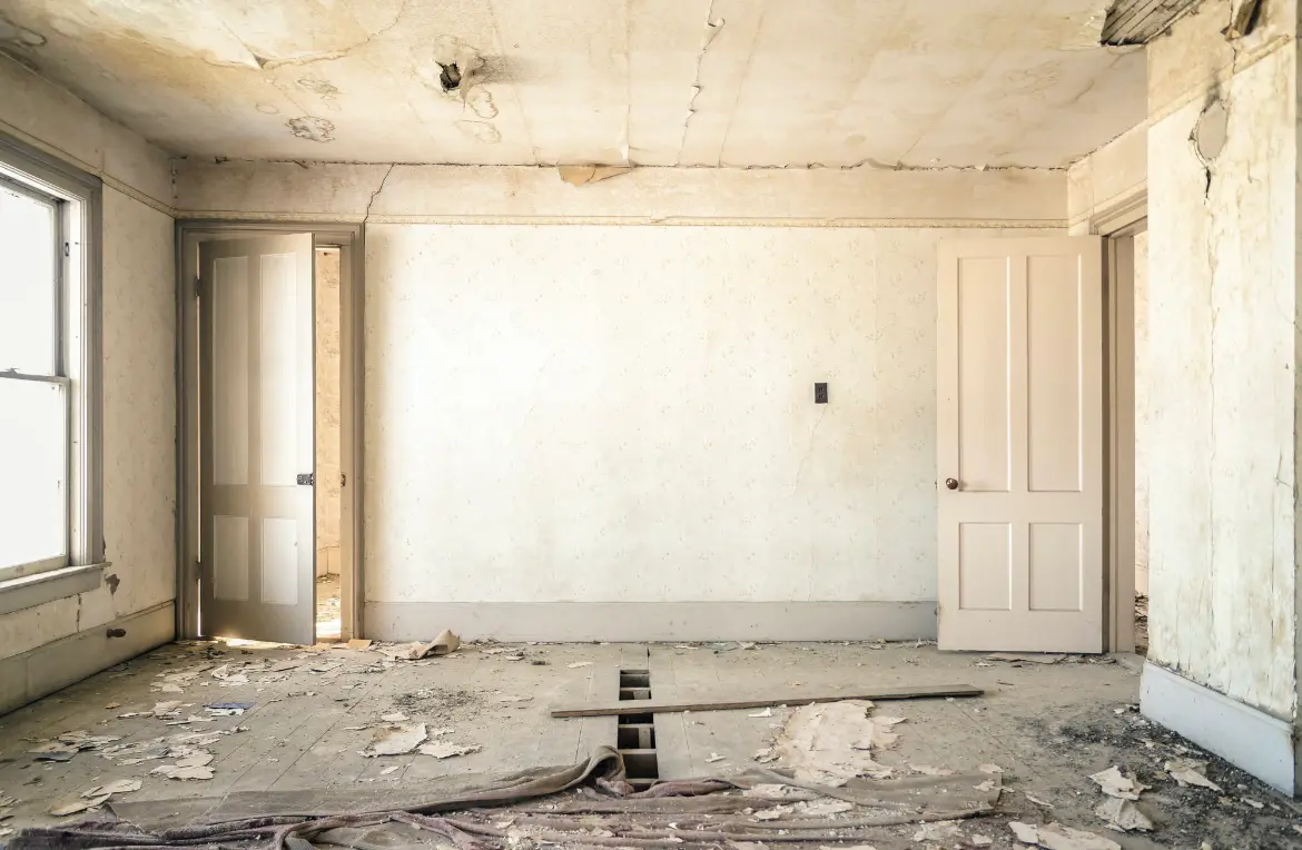 Waste disposal crew managing a cleanout project in Fortuna Foothills